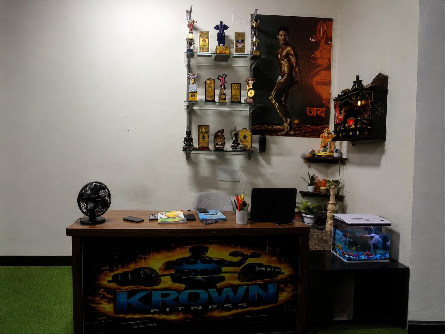 Members working out at Krown Fitness